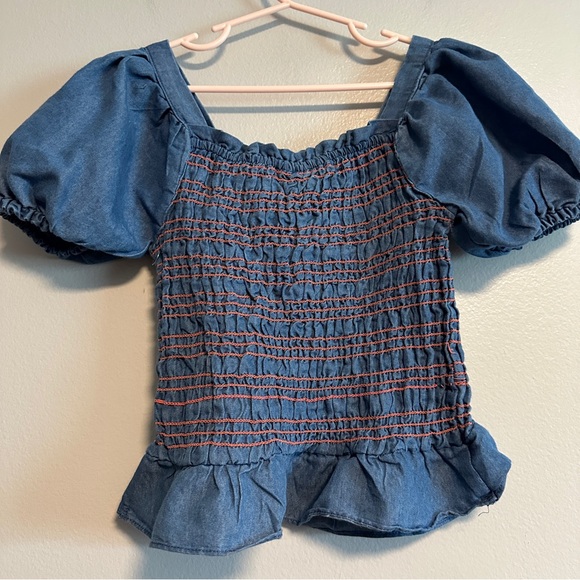 Vince Camuto Blue Smocked Puff Sleeve Girls Top Size 10 - Picture 4 of 6